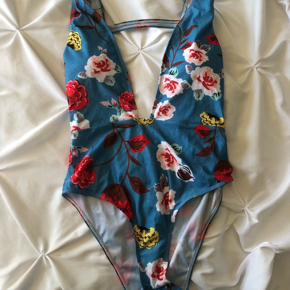 Super sexy plunge floral one piece